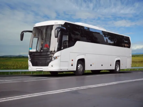 Xe khách không có rèm che nắng sẽ bị phạt đến 5 triệu đồng